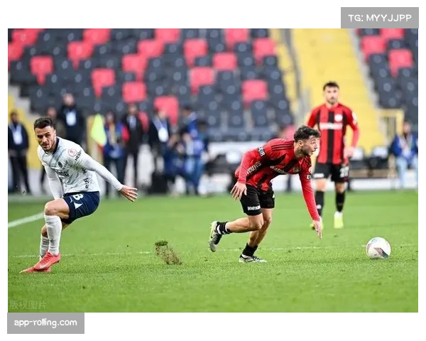 费内巴切防守稳健联盟顶尖 进攻节奏偏慢依赖单打